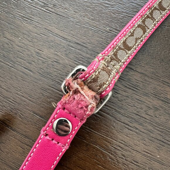 #PoshPets Pink Coach Leash - Picture 3 of 5